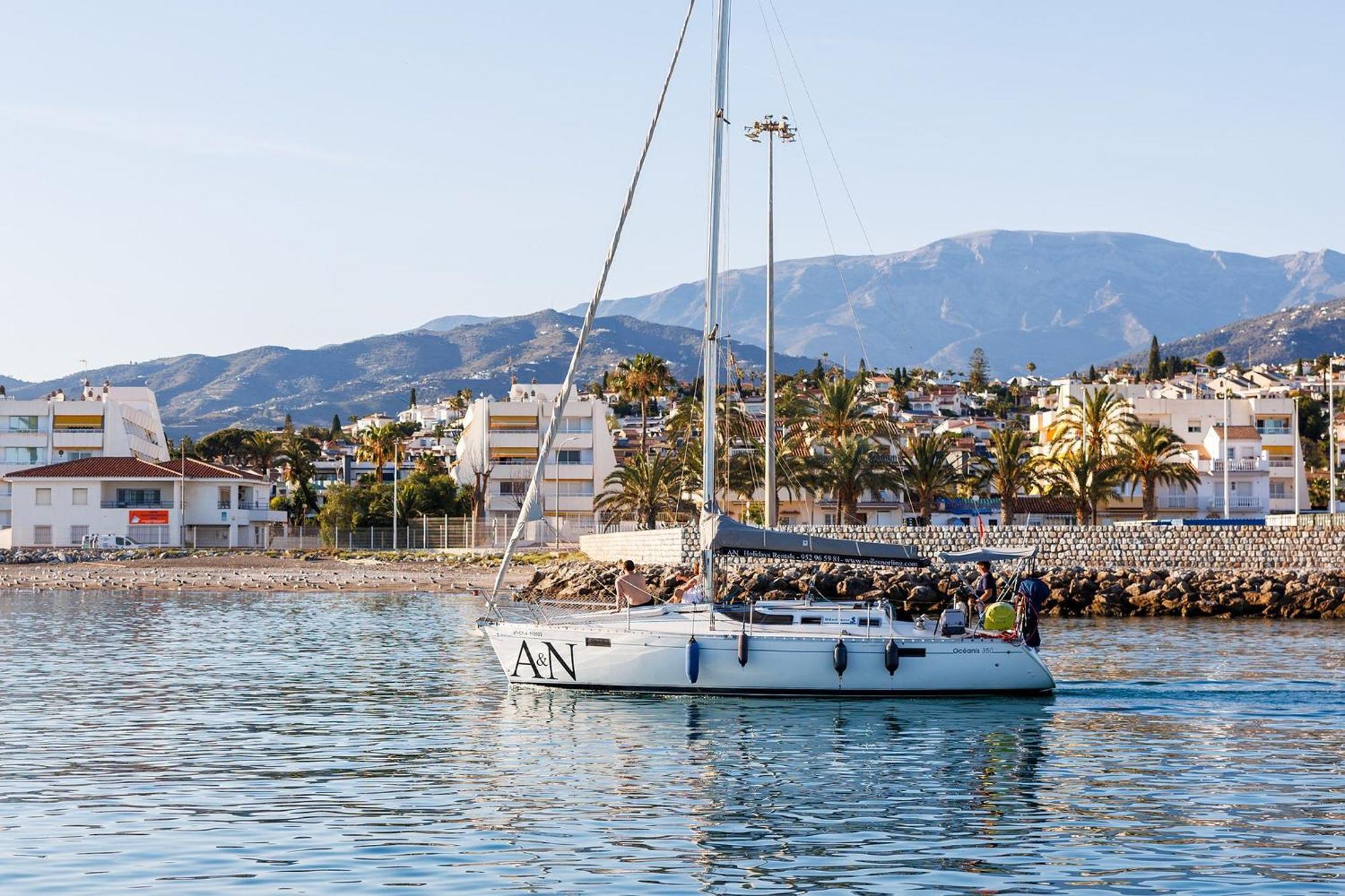 Apartament A&N Atico Downtown Torre Del Mar Zewnętrze zdjęcie